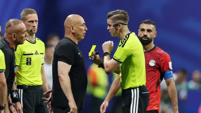 Can FIFA remove a referee during the World Cup
