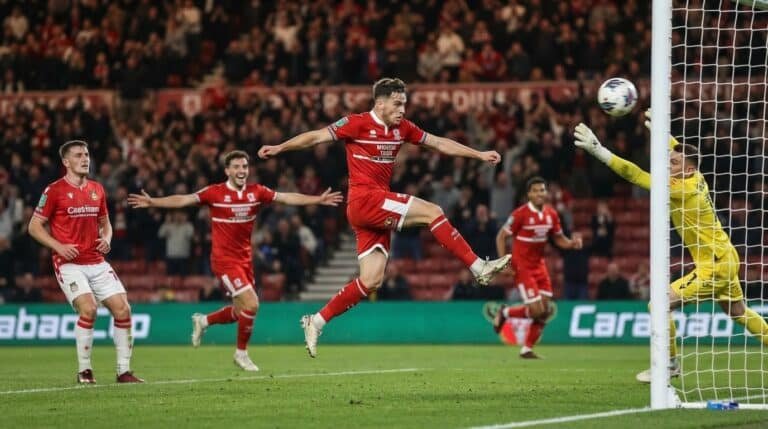 0-second substitution rule leaves Middlesbrough temporarily with 10 players